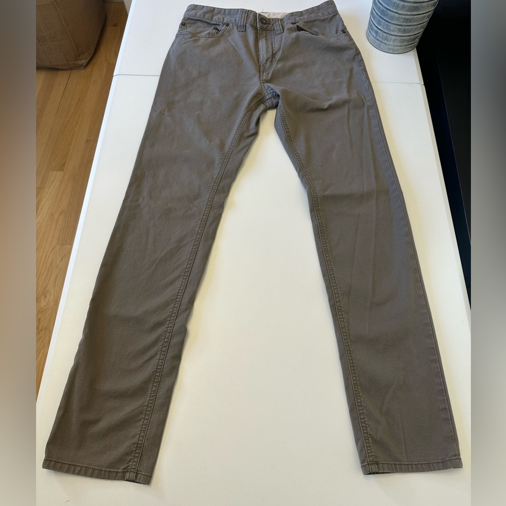 Men’s Prana pants. Size 31.